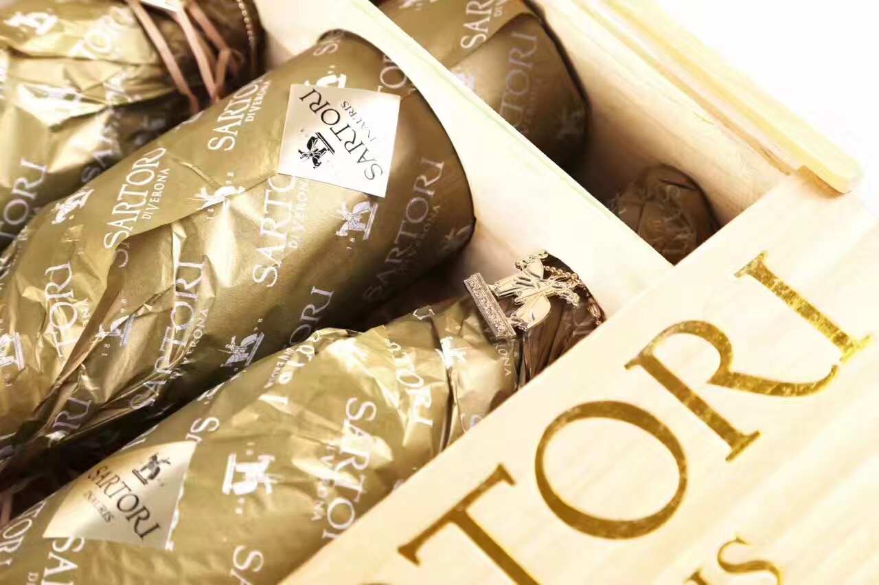 守护者红葡萄酒